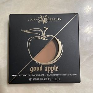 KVD Light 18 Good Apple foundation balm